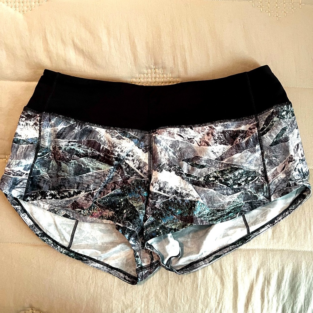 lululemon speed short - size 4